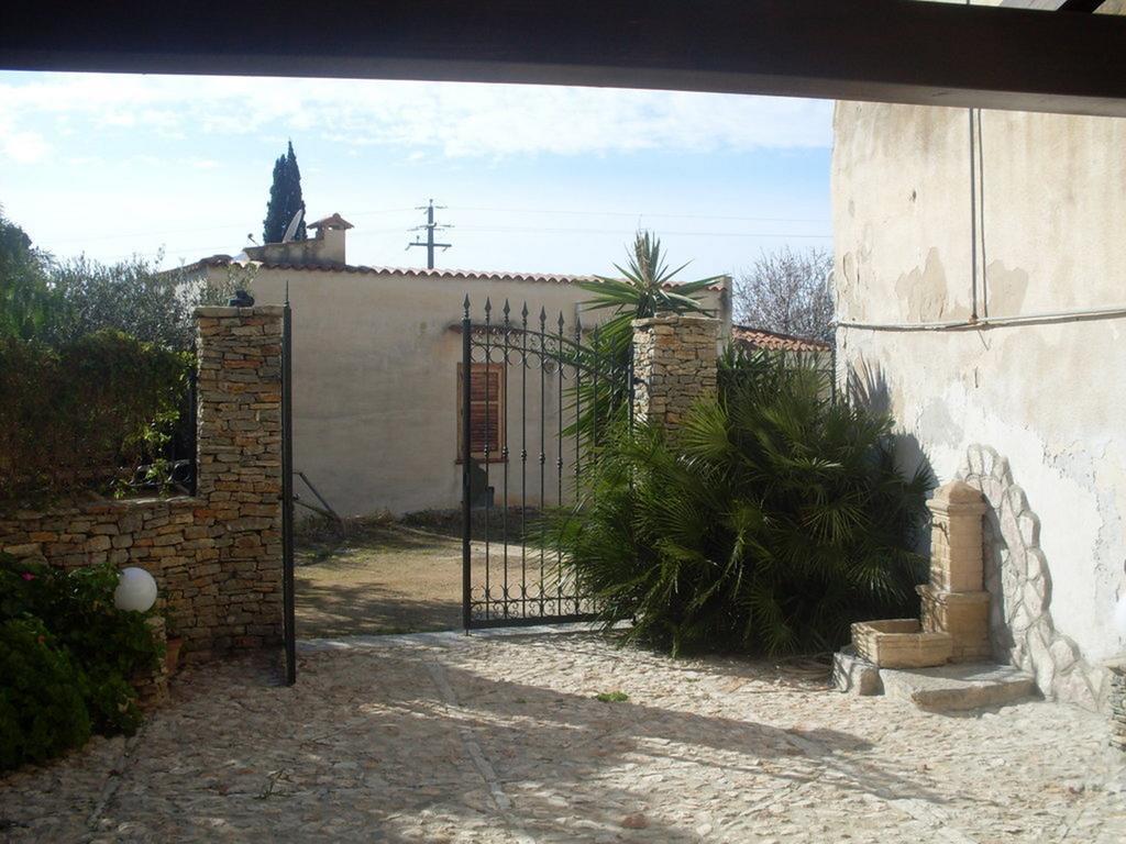 Baglio Fontana Villa Castelluzzo